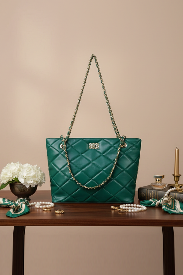 Quilted Chain Shoulder Bag with Diamond Stitching